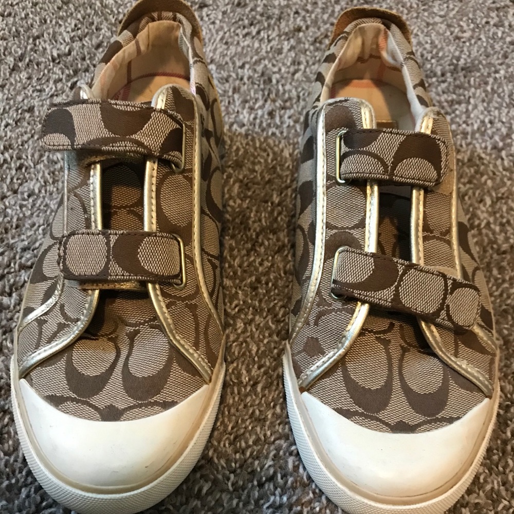 Coach ladies shoes in mint condition